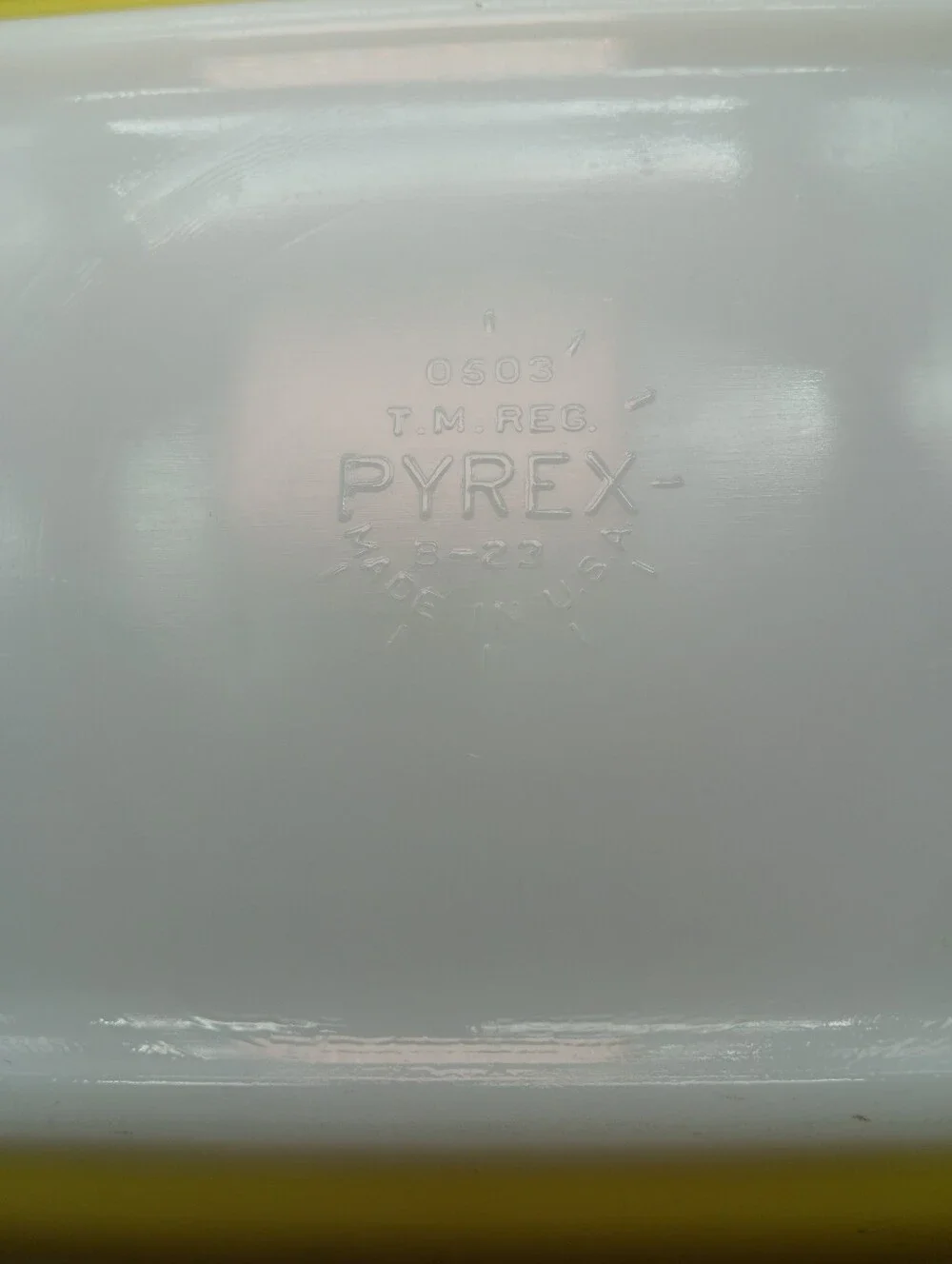 Pyrex 503 Refrigerator Dish in Yellow 1.5QT